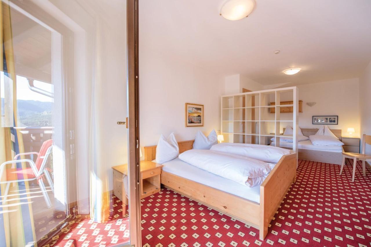 Apparthotel Feldhof - Living And Bistro Nova Ponente Ngoại thất bức ảnh