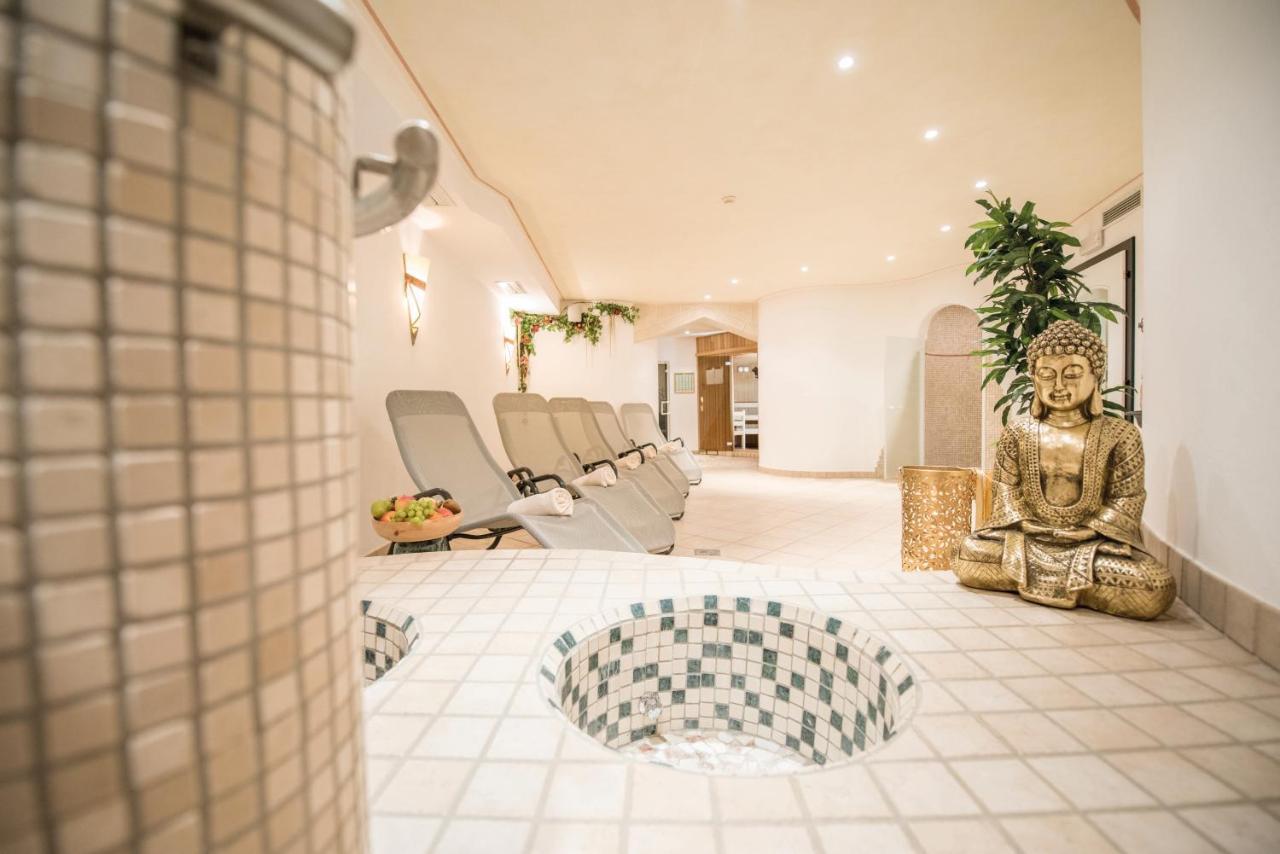 Apparthotel Feldhof - Living And Bistro Nova Ponente Ngoại thất bức ảnh