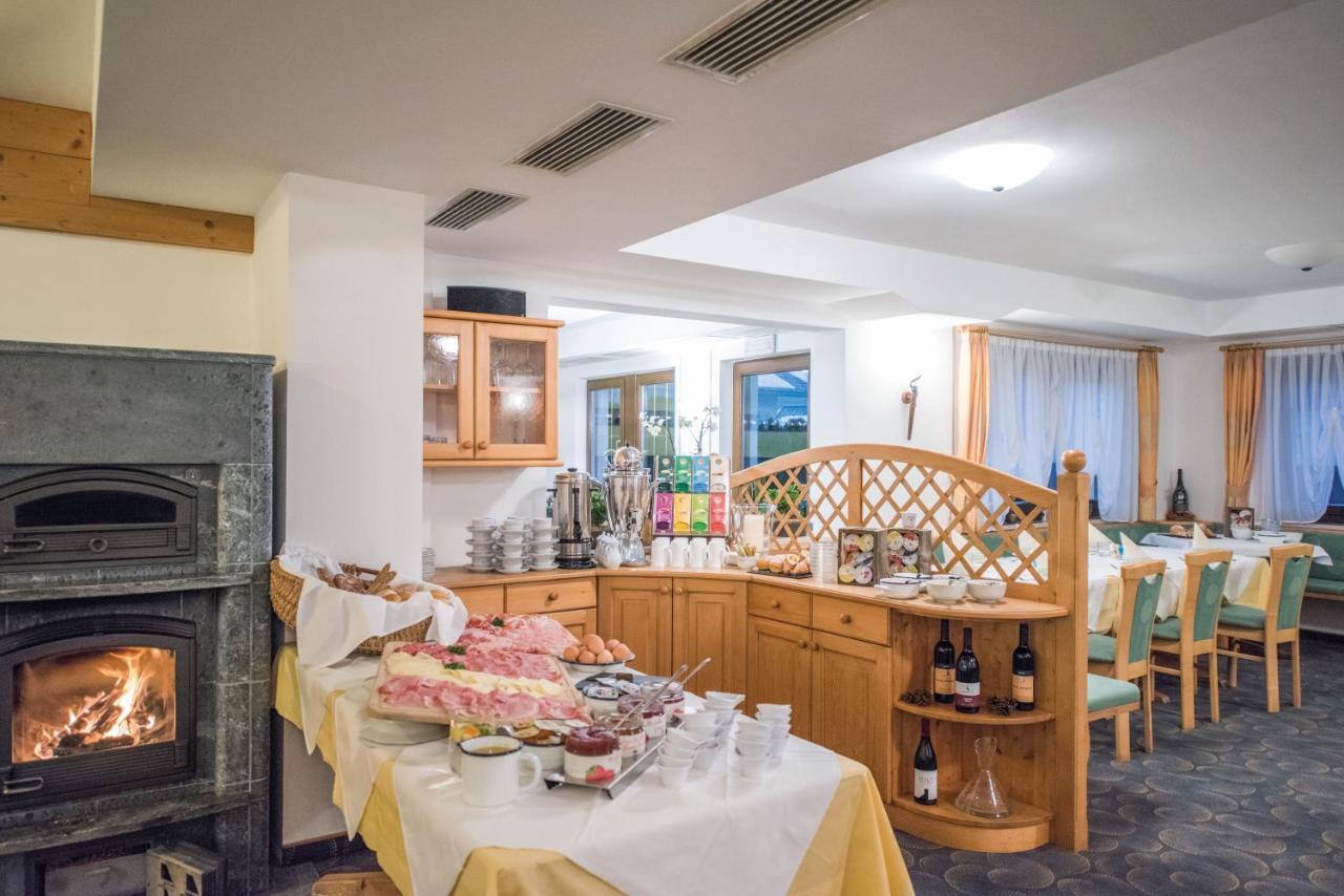 Apparthotel Feldhof - Living And Bistro Nova Ponente Ngoại thất bức ảnh