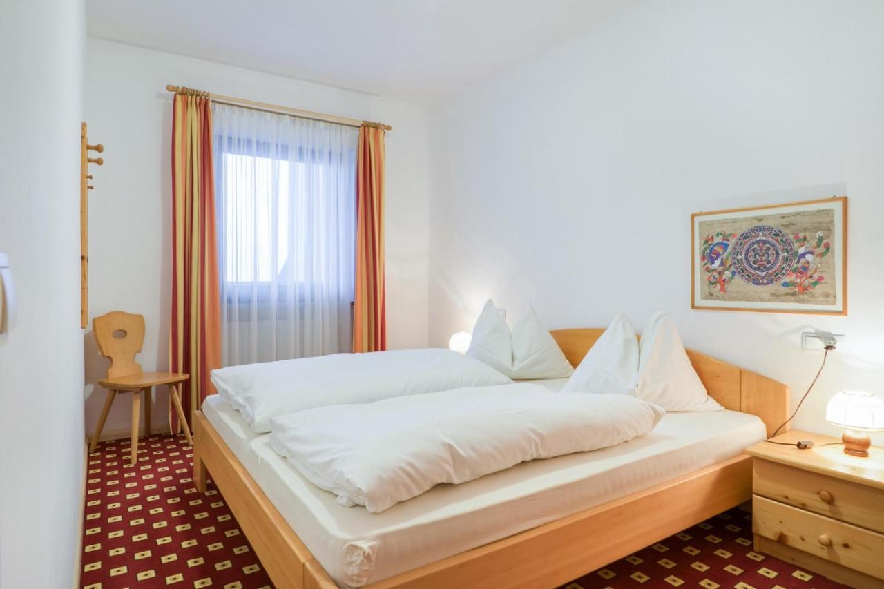 Apparthotel Feldhof - Living And Bistro Nova Ponente Ngoại thất bức ảnh
